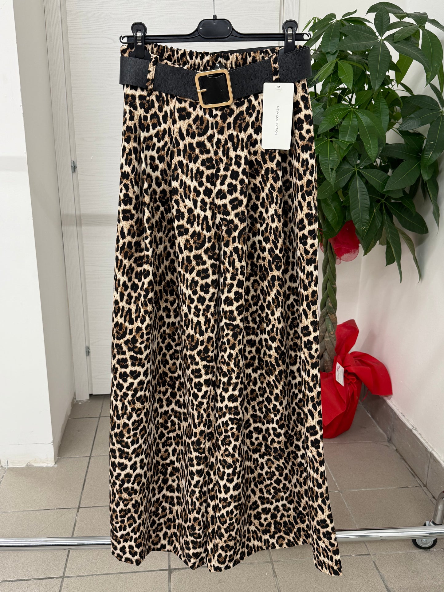 Pantaloni a gamba larga leopardati con cinta FGD MODA