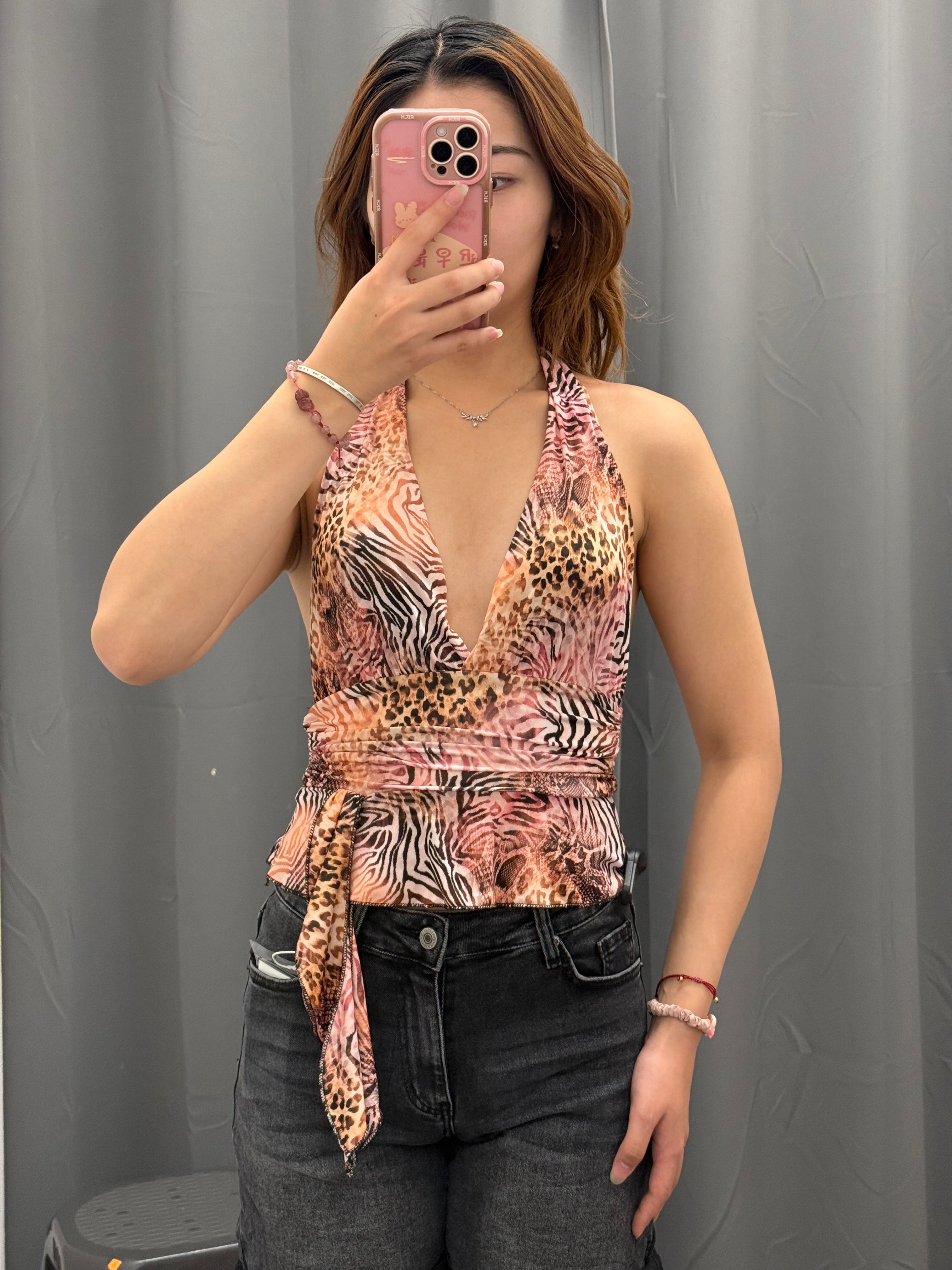 Top halter annodato al collo animalier FGD MODA