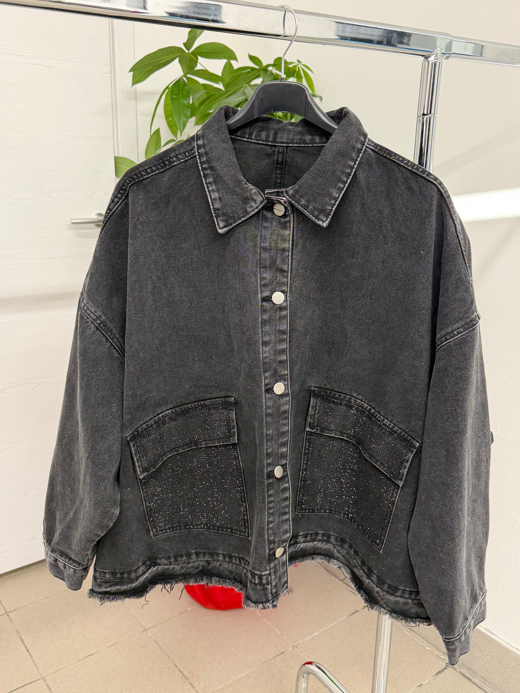 Giacca denim con tasche brillantinate taglia curvy