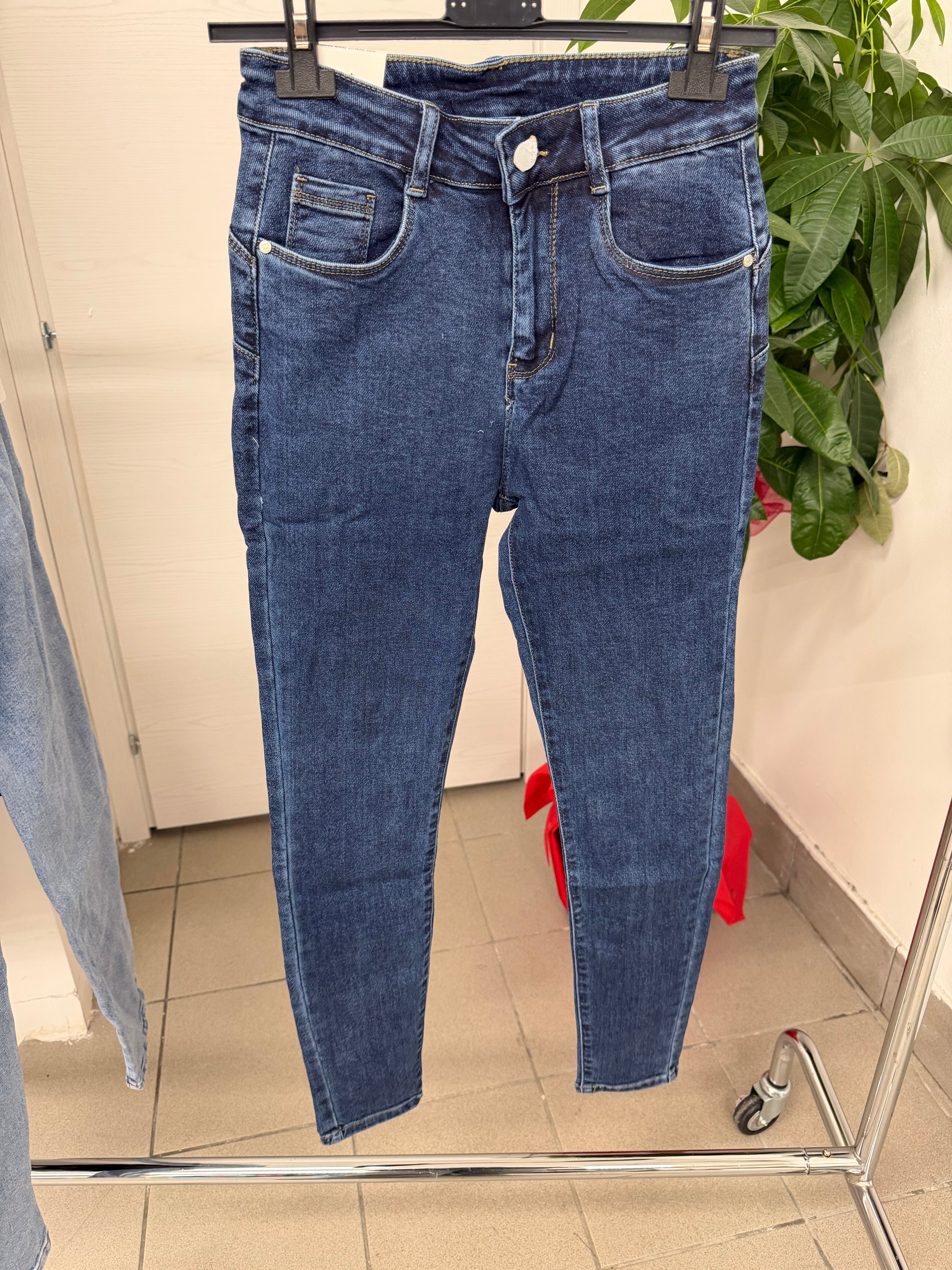 Jeans skinny fit push up FGD MODA