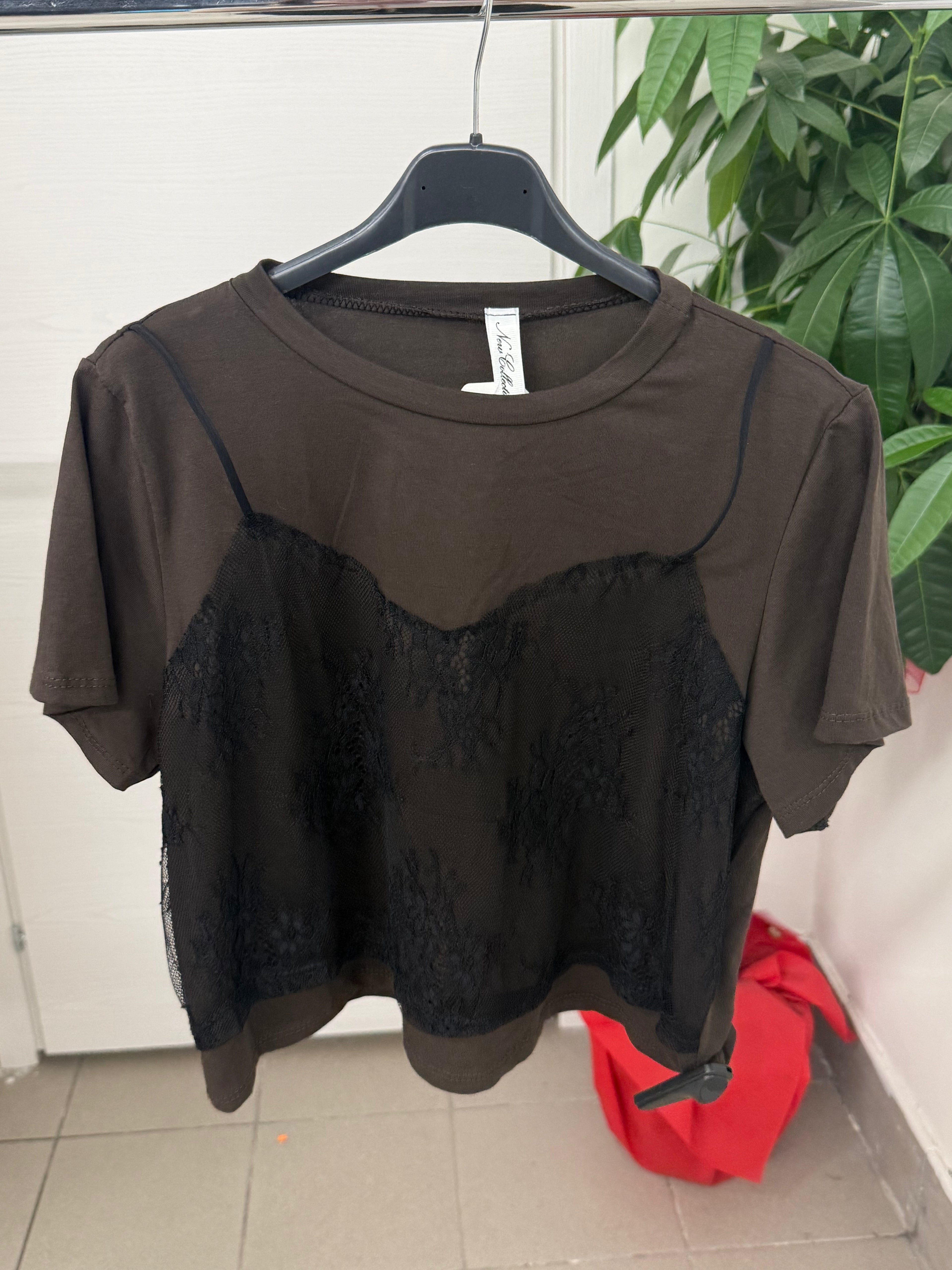 T-shirt misto canotta in pizzo FGD MODA