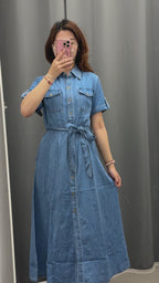 Abito denim lungo con taschini e cinta N3012